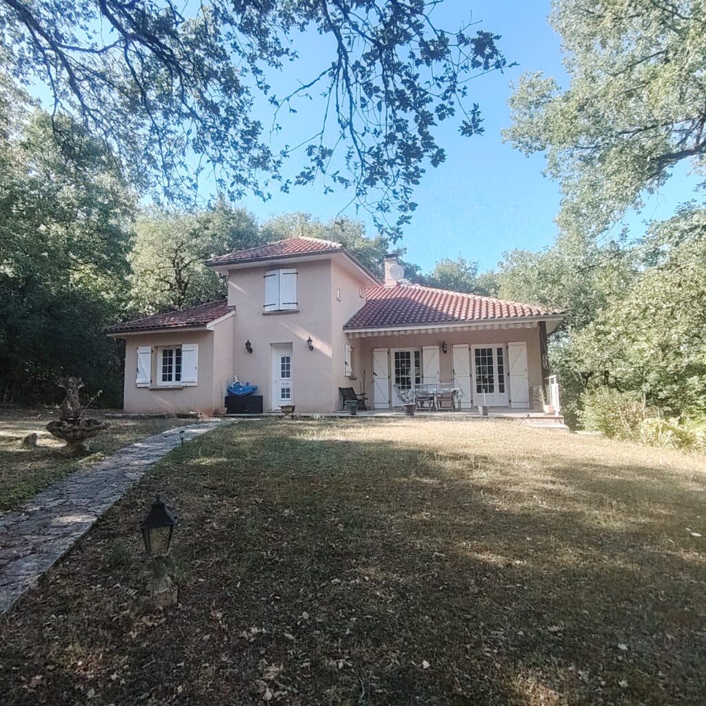 Christophe CONSTANS, mandataire immobilier en Aveyron-EXPERTIMO- maison à vendre
